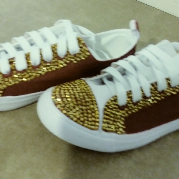 Burgundy and gold sneakers - Picture 1 of 2